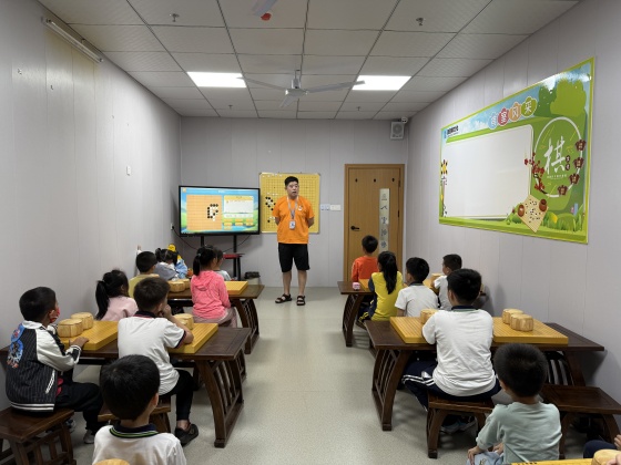 孫老師課堂常規(guī)，精彩講解瞬間_副本.jpg