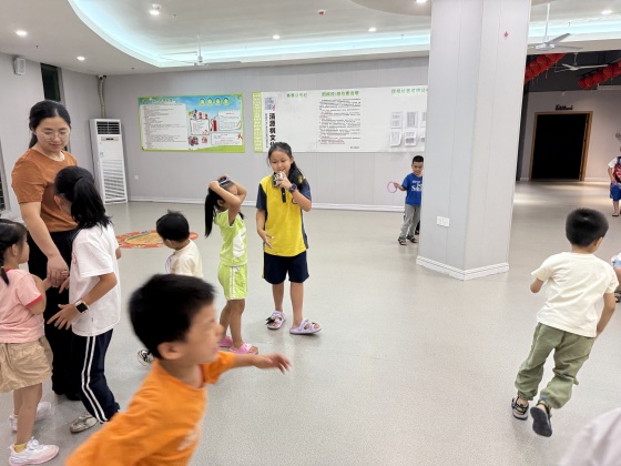課間休息時(shí)間玩小游戲_副本.jpg
